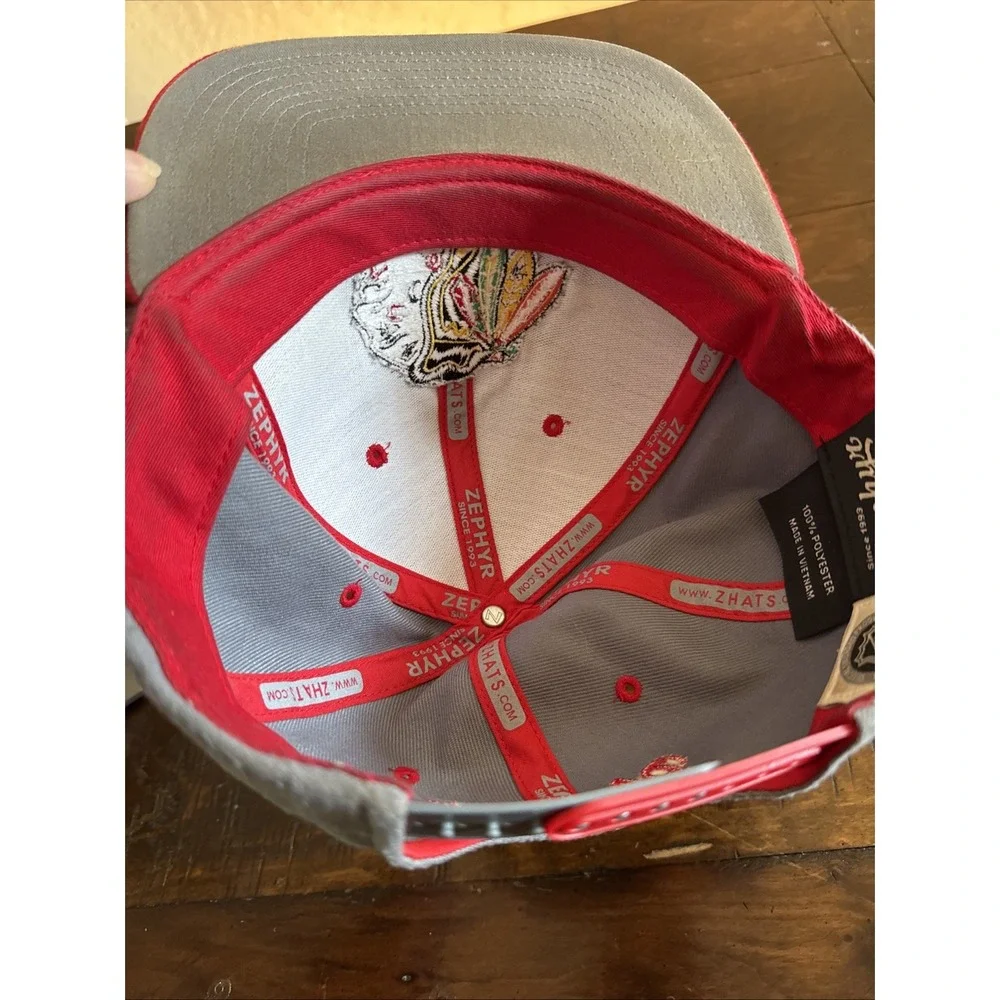Chicago Blackhawks Hat Cap Zephyr Gray Red Flat‎ Brim Snapback Embroidered